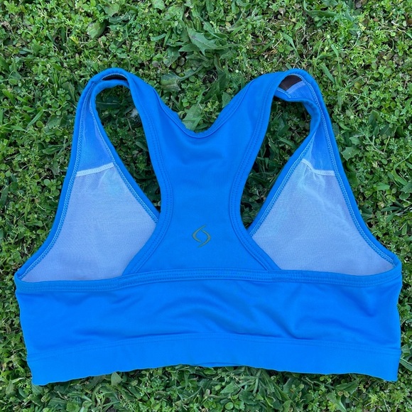 Moving Comfort blue Sports Bra size small 32AB-34A Preowned thin no padding - Picture 2 of 5